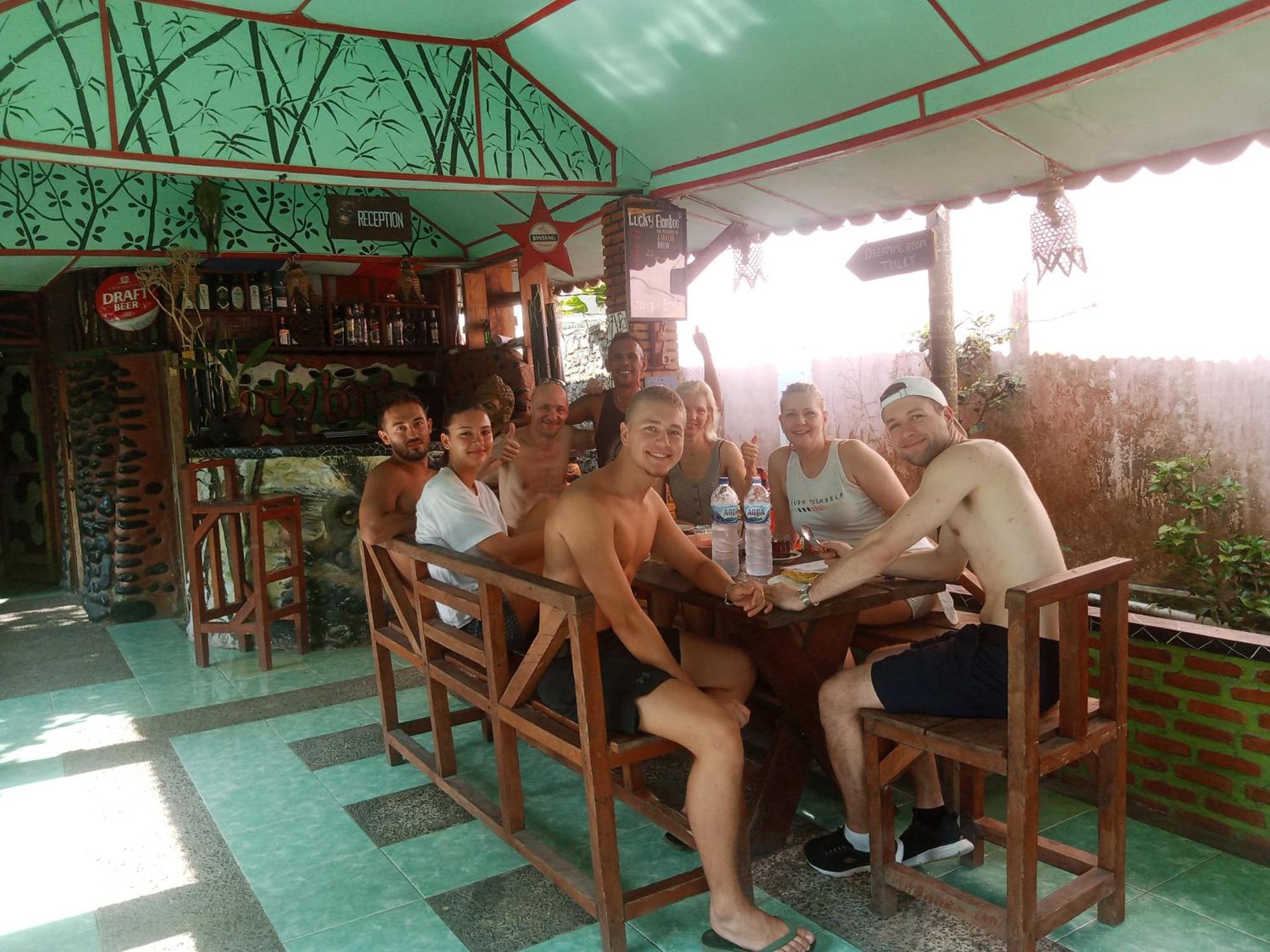 Lucky Bamboo'bungalows-resto And Orangutan Jungle Trekking Tours